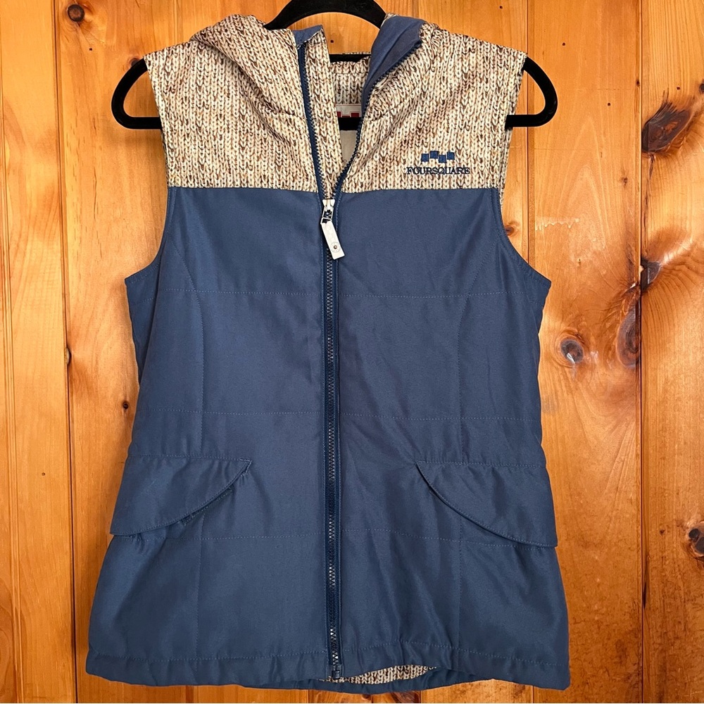 Stylish Women's Hooded Vest in Blue and Tan